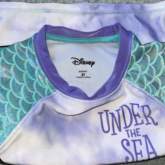 Ariel Rashguard - Picture 3 of 3